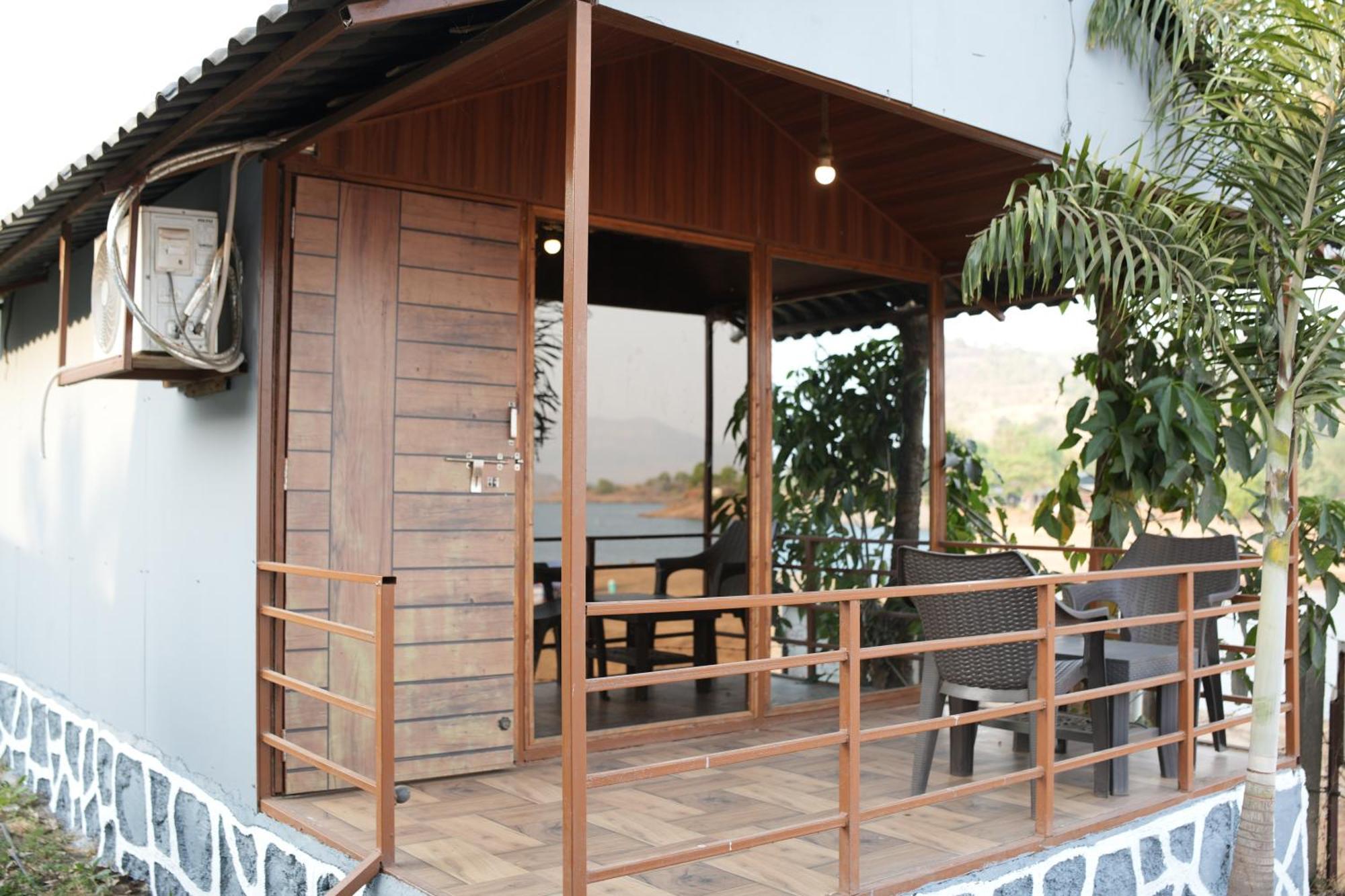 Samadhan Resort And Boating Poona Buitenkant foto