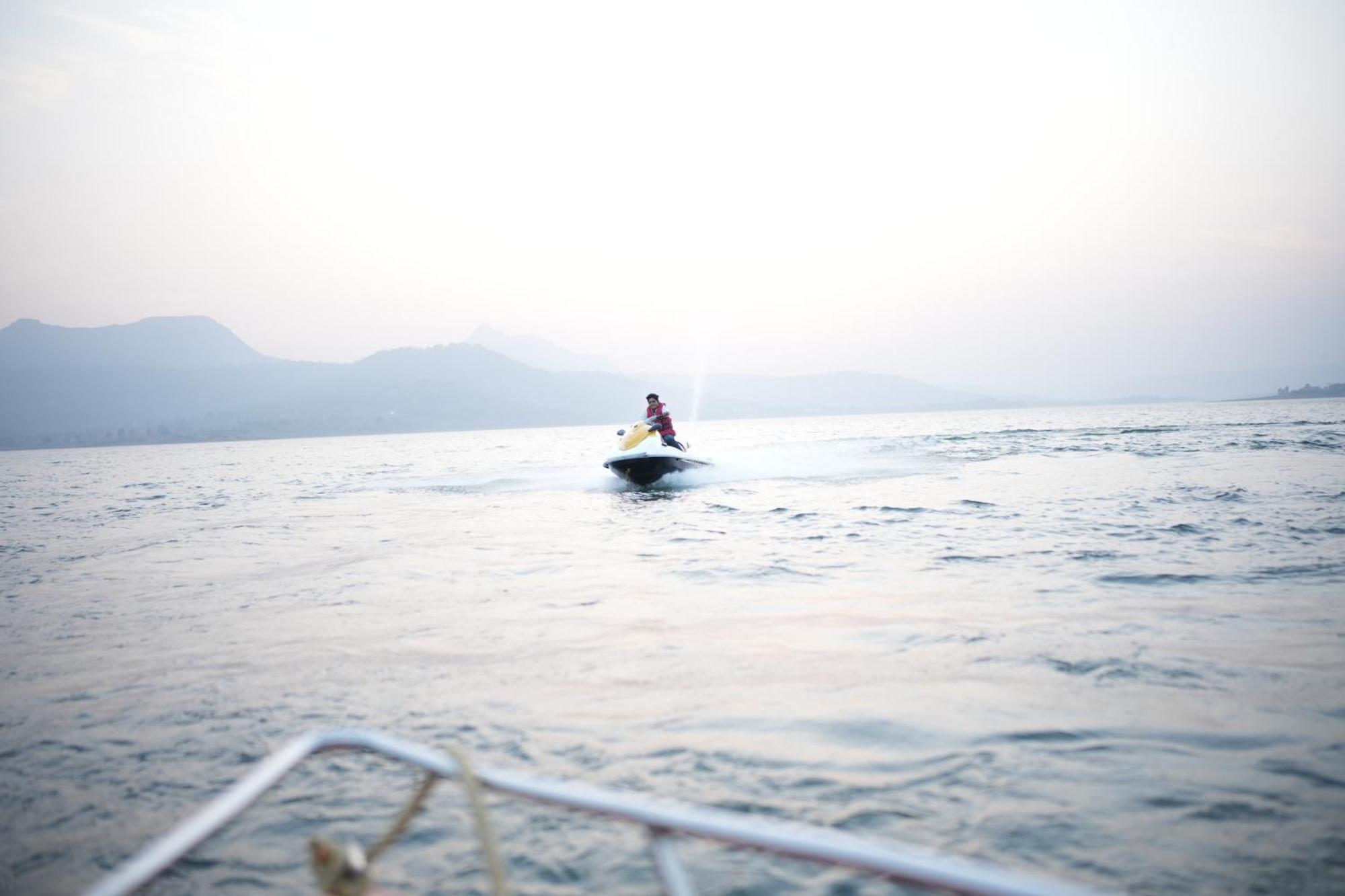 Samadhan Resort And Boating Poona Buitenkant foto